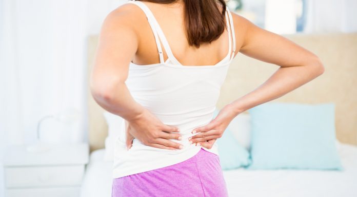 Espondilite Anquilosante: dor nas costas pode ser uma doença reumática