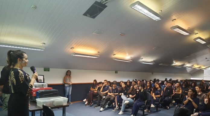 Equipe Ambiental de Ribeirão Pires realiza palestra para alunos em São Caetano