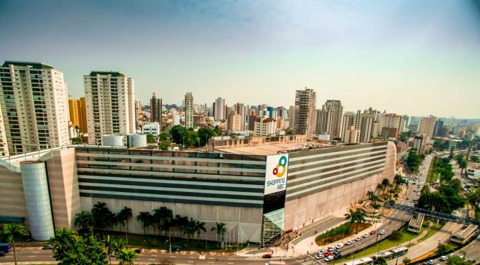 ‘Seja um filho da mãe e arrase no presente’ é a campanha do Shopping ABC para o Dia das Mães