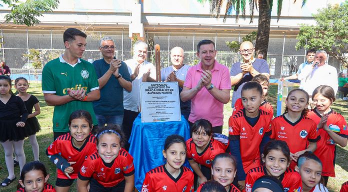Complexo Esportivo da Praça Ibrahim de Almeida Nobre foi entregue hoje(03)