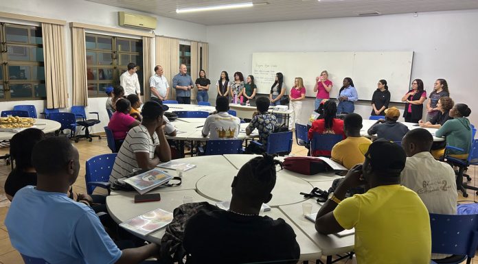 Sicredi Vale do Piquiri Abcd PR/SP oferece curso de português para imigrantes