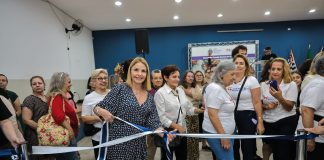 Denise Auricchio inaugura Bazar de Natal, em São Caetano