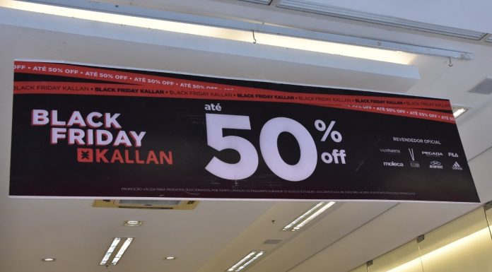 Procon de Santo André orienta consumidores para compras na Black Friday