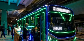 Clima Natalino pega carona no transporte coletivo de São Caetano