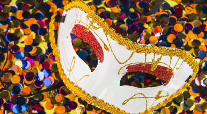 Viagens no carnaval devem ter gasto médio entre R$2 e R$5 mil reais, diz pesquisa