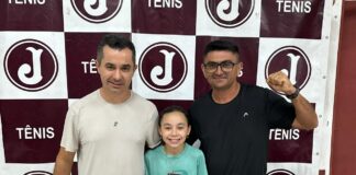 Tenista de Santo André brilha na Copa Futuro Kids e conquista dois títulos, em São Paulo