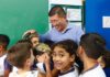 Prefeito de Diadema é recebido com festa em escola na Vila Lídia