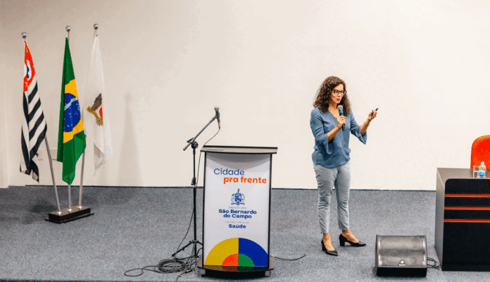 Palestra sobre gestão de conflitos reúne profissionais de saúde em São Bernardo