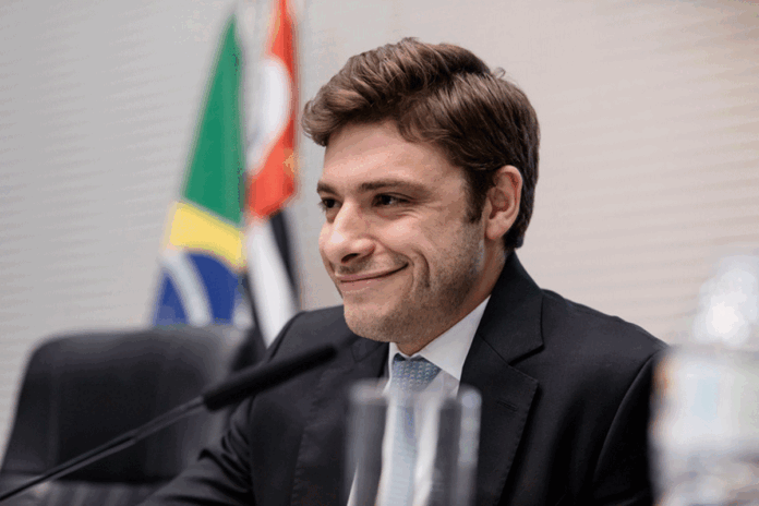 Dep. Thiago Auricchio preside CCJR 2025-2027