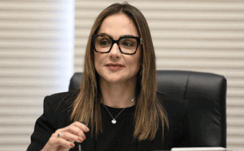 NOTA DE REPÚDIO | VIOLÊNCIA DE GÊNERO POLÍTICA CONTRA ANA CAROLINA SERRA (PSDB-SP)