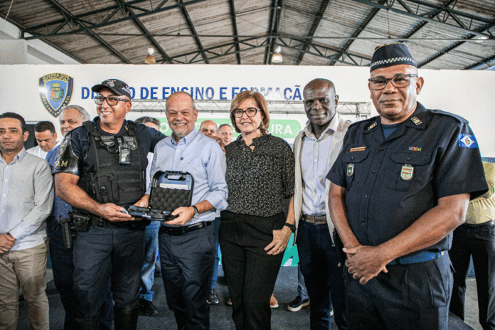 Novos armamentos para GCM