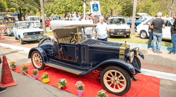 Parque Chico Mendes recebe 16ª Exposição Anual de Carros Antigos