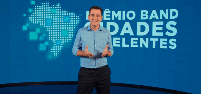 Semanal, programa será lançado em 10/8 (domingo), destacando gestões paulistas reconhecidas com o Troféu Cidades Excelentes - premiação da Rede Bandeirantes em parceria com o Instituto Aquila