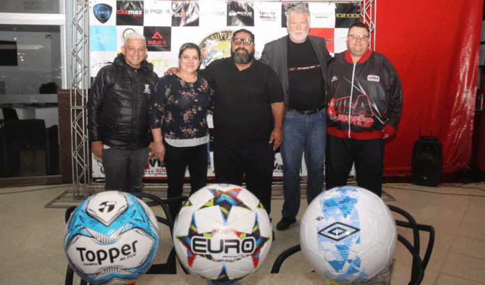 Luizinho(TVila), Laura(makt do Global), Marcelo, André(Ceo do Shopping Global) e Eduardo(reporter do TVila Sports)