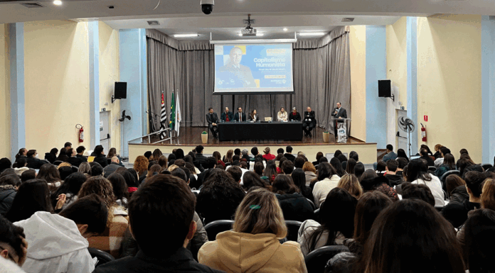 FDSBC abre semestre da Pós-Graduação com Aula Magna e homenagem a Ministro