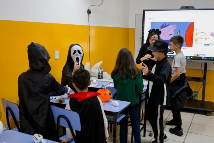 Celef da Prefeitura de São Caetano celebra o Halloween com atividades culturais e aprendizado em inglês