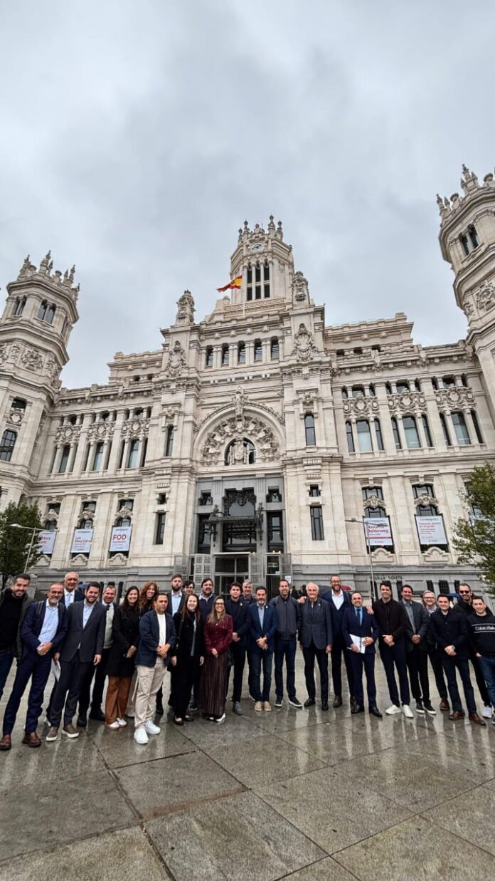 Gilvan Ferreira participa de encontro com embaixador do Brasil na Espanha