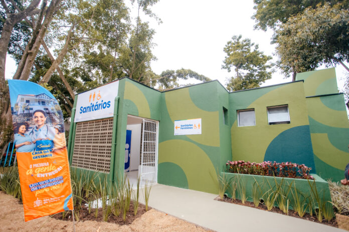 banheirona praça giovanne breda.PREF-10