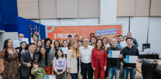 Programa de São Bernardo entrega certificados de bolsas de estudo a alunos da Faculdade de Direito