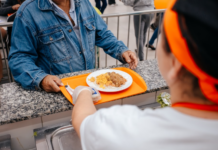 Unidades do Bom Prato de São Bernardo terão cardápio especial na véspera de Natal