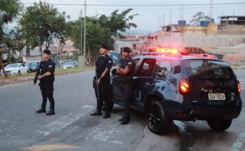GCM de Ribeirão Pires prende homem que ameaçava companheira na Rua do Comércio