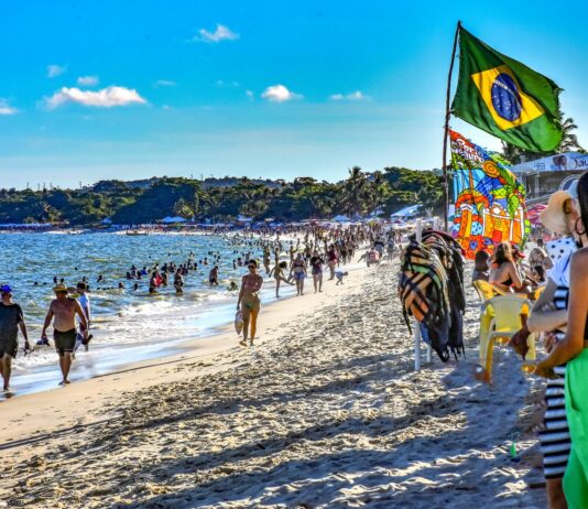 Quantos feriados teremos em 2026? Confira o calendário e se planeje para viajar no próximo ano!