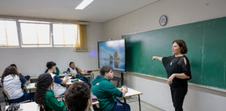 São Caetano envia à Câmara projeto de lei que garante abono aos profissionais da Educação em 2026