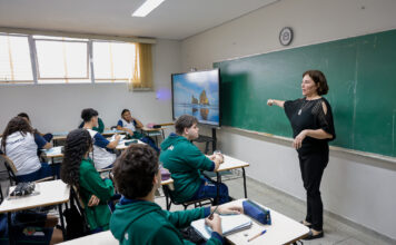 São Caetano envia à Câmara projeto de lei que garante abono aos profissionais da Educação em 2026