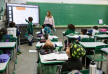 Projeto de São Caetano para concessão de abono à Educação em 2026 é aprovado pela Câmara