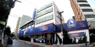 Campanha social do Singular arrecada material escolar