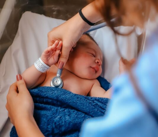 Primeiro bebê nascido no Hospital da Mulher de São Bernardo, em 2026, é um menino