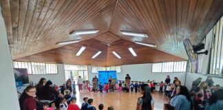 ’Ler e Brincar’ promove mergulho na fantasia e na imaginação entre crianças de Diadema