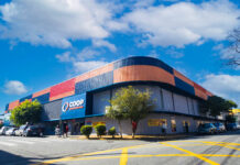 COOP sedia feira de adoção animal em Santo André