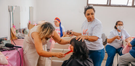 ‘Beleza que Transforma’ leva acolhimento para pacientes do Hospital de Câncer Anchieta