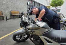 GCM detém motociclista após Smart Sanca identificar moto com sinais de adulteração de veicular