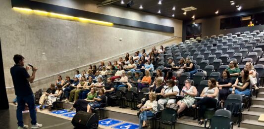 São Caetano promove encontro formativo para alinhamento pedagógico na Educação Infantil