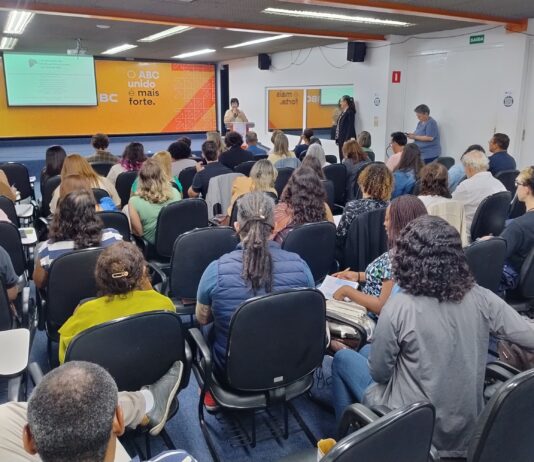 ABC lança estudo sobre EJA e aponta desafio para ampliar acesso à escolarização