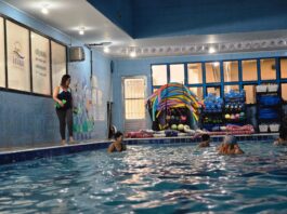 Agite Sua Idade 60+ amplia atividades e passa a oferecer aulas aquáticas para idosos em Ribeirão Pires