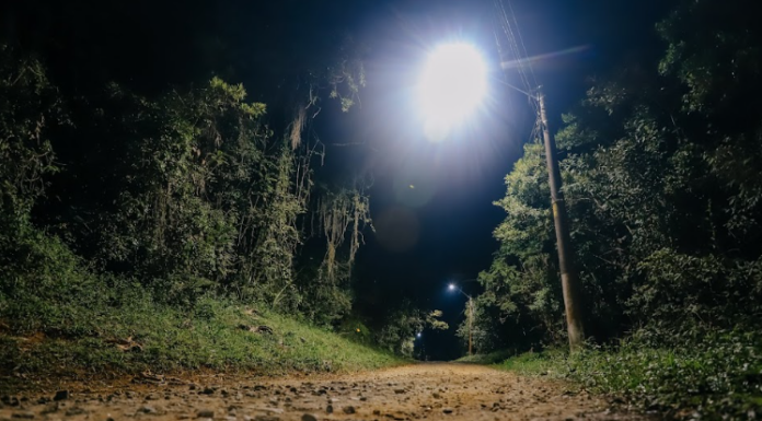 São Bernardo avança com melhorias no pós-balsa e entrega iluminação na Estrada da Água Limpa