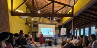 Ribeirão Pires reúne 32 mulheres em encontro de empreendedorismo feminino com palestras e networking