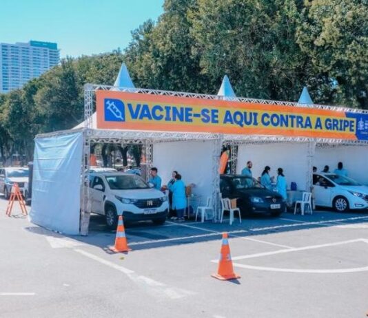 Drive-thru de vacina contra a gripe em São Bernardo se desloca no sábado para a Av. Redenção