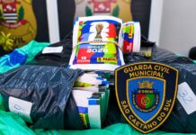 GCM de São Caetano recupera cerca de 500 pacotes de figurinhas da Copa do Mundo 2026