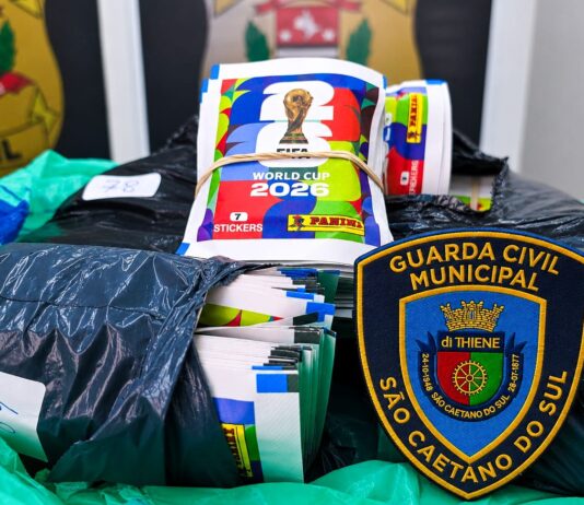 GCM de São Caetano recupera cerca de 500 pacotes de figurinhas da Copa do Mundo 2026