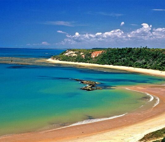 Ranking global consagra a Praia do Espelho em Porto Seguro entre as melhores do mundo