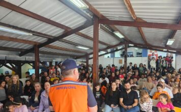 Defesa Civil intensifica ações de conscientização junto à comunidade