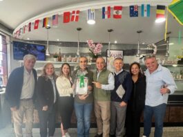 Prestes a completar 40 anos, Padaria Monte Carlo é homenageada pela ACISCS