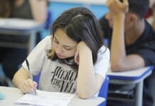 339 mil estudantes da 3ª série do Ensino Médio participam nesta terça-feira (23) das provas do Saresp