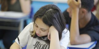 339 mil estudantes da 3ª série do Ensino Médio participam nesta terça-feira (23) das provas do Saresp