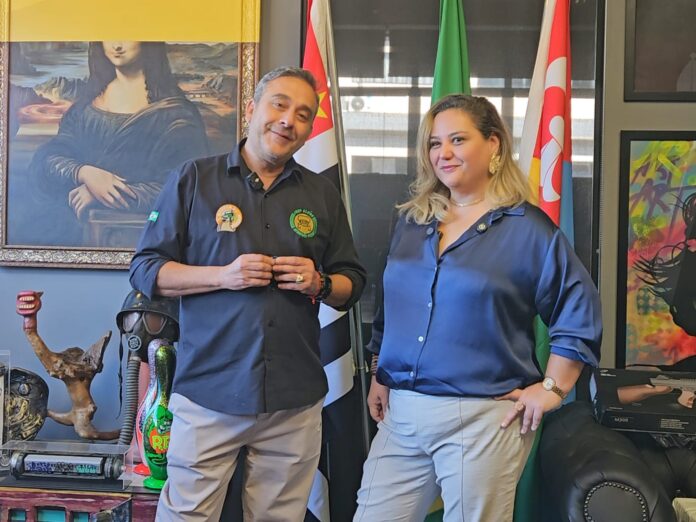 Guto e Advogada Natalia Viotti (1)