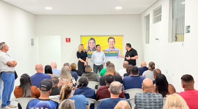 Carla e Orlando Morando reúnem lideranças de Santo André para discutir demandas da cidade